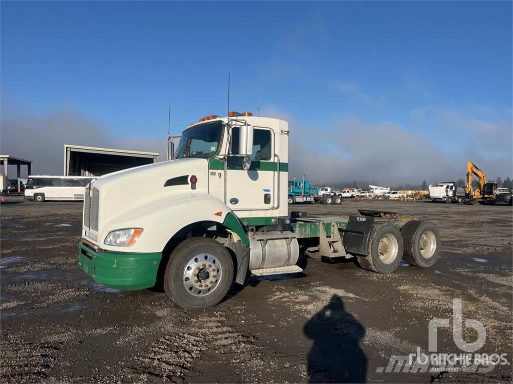 Kenworth T440 Camiones tractor