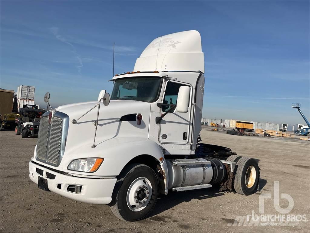 Kenworth T660 Camiones tractor