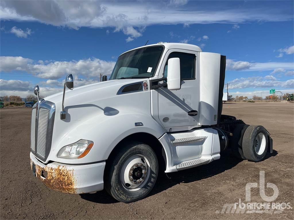 Kenworth T680 Camiones tractor