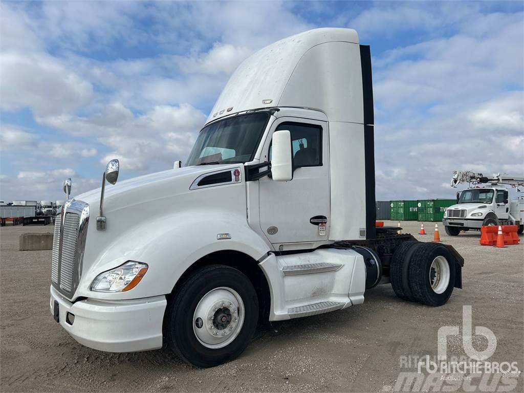 Kenworth T680 Camiones tractor