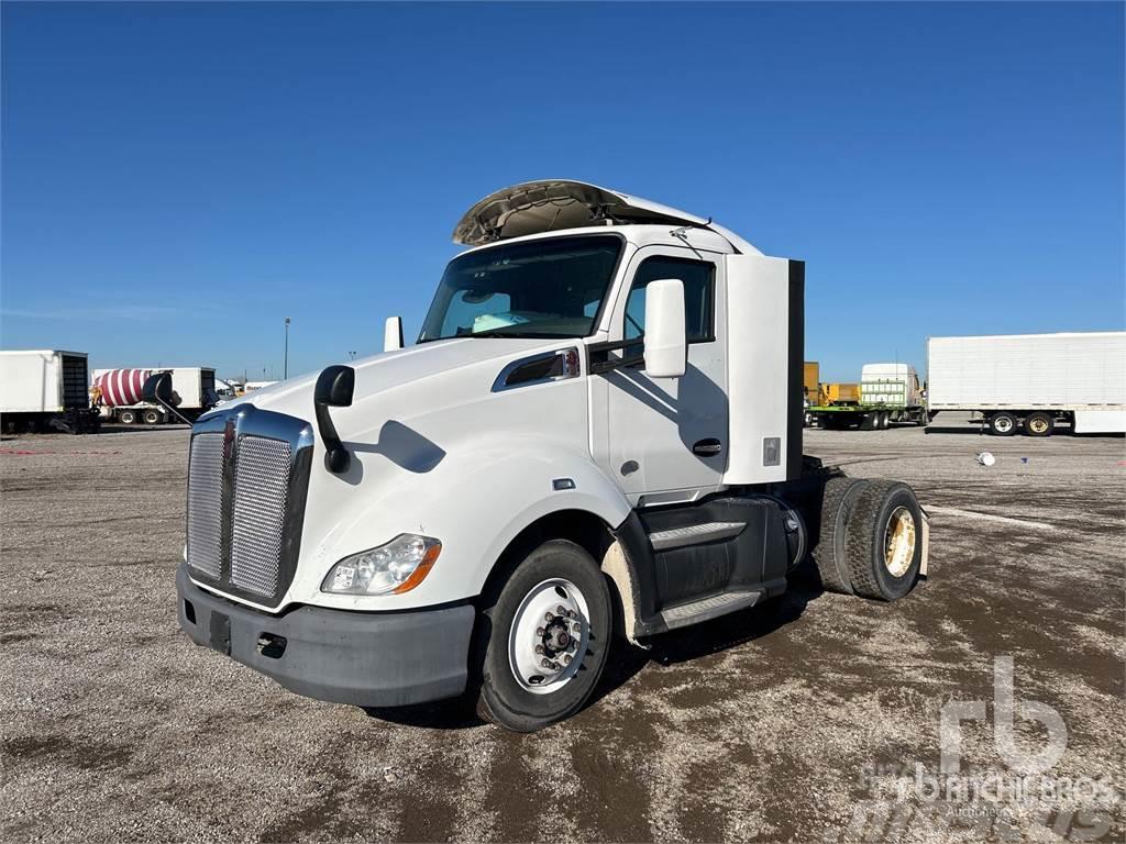 Kenworth T680 Camiones tractor