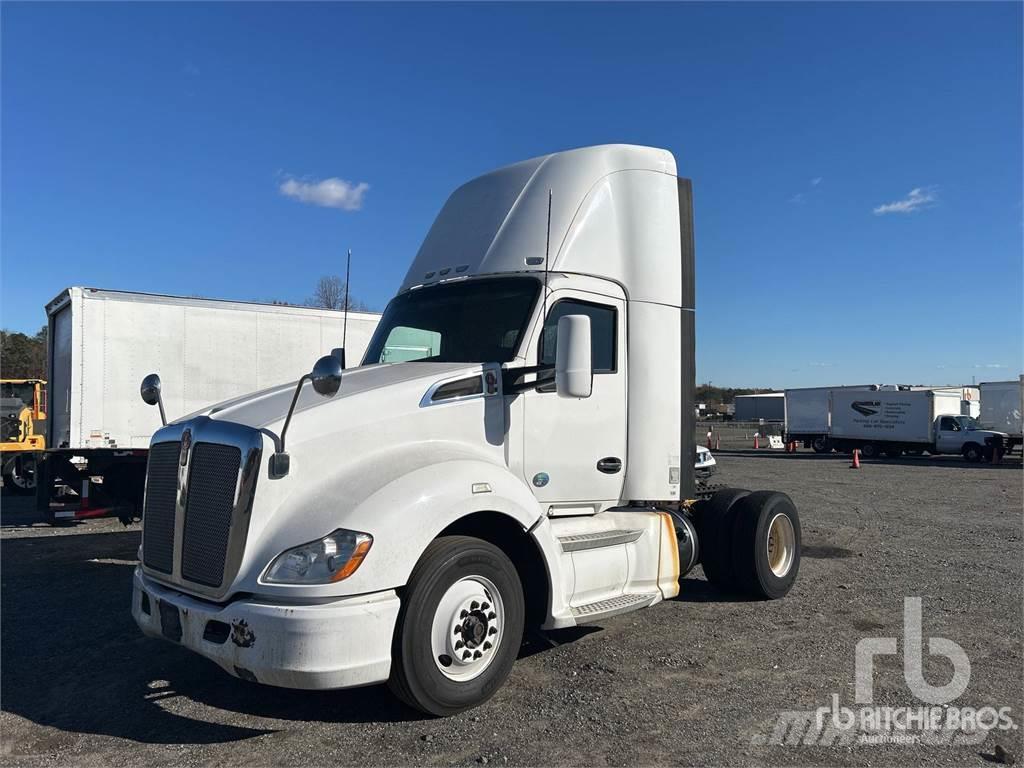 Kenworth T680 Camiones tractor