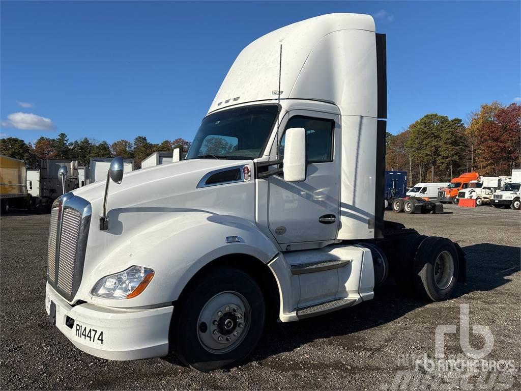 Kenworth T680 Camiones tractor