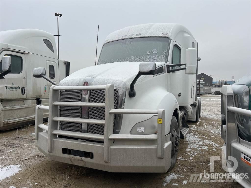 Kenworth T680 Camiones tractor