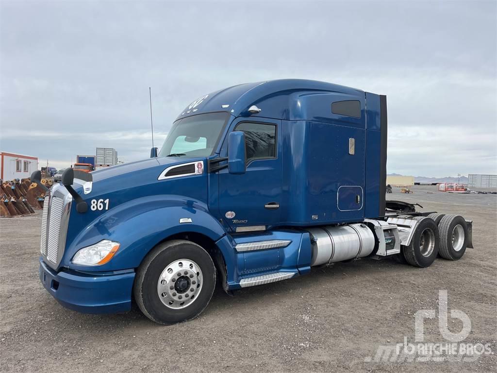 Kenworth T680 Camiones tractor