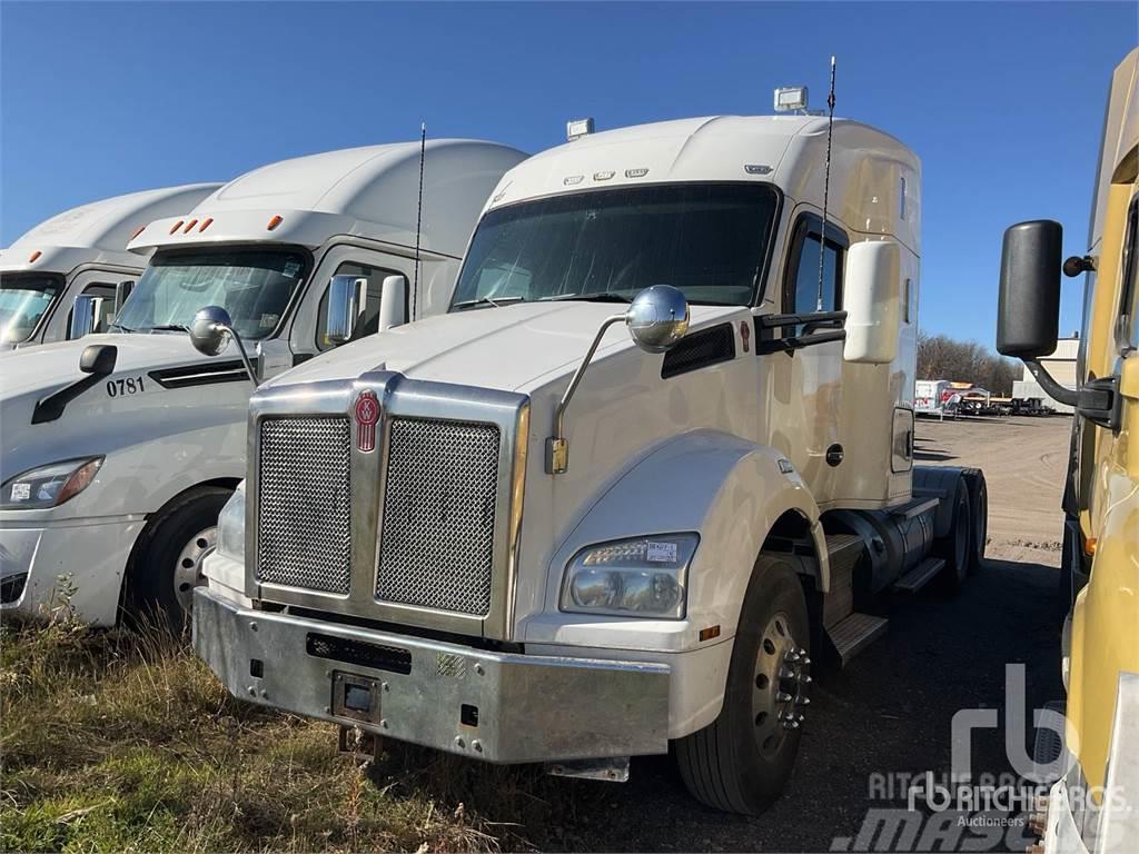 Kenworth T880 Camiones tractor