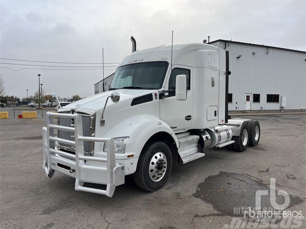 Kenworth T880 Camiones tractor