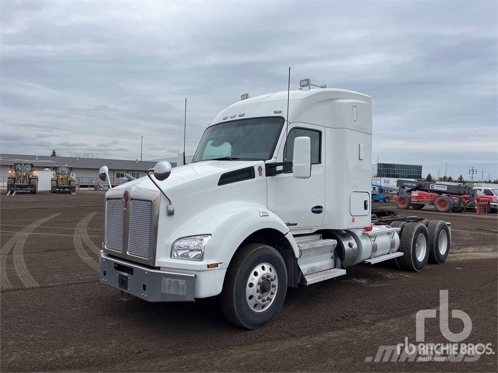 Kenworth T880 Camiones tractor