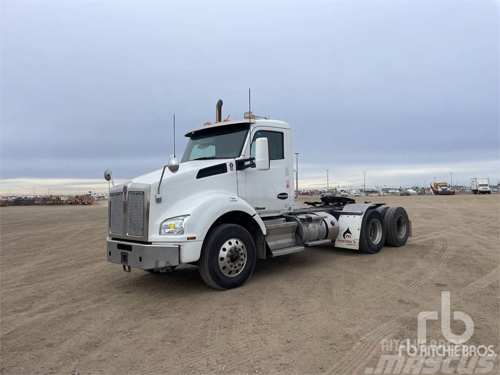 Kenworth T880 Camiones tractor