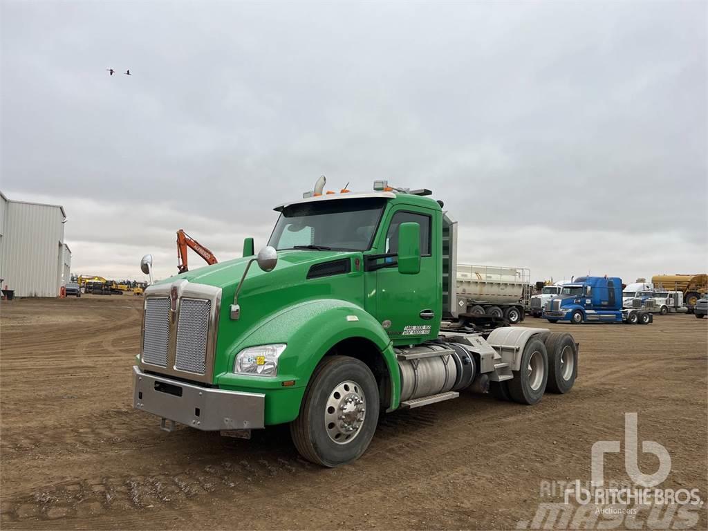 Kenworth T880 Camiones tractor