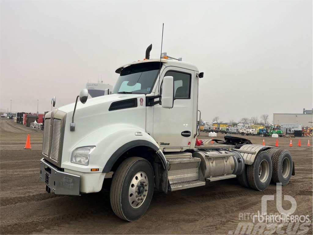 Kenworth T880 Camiones tractor