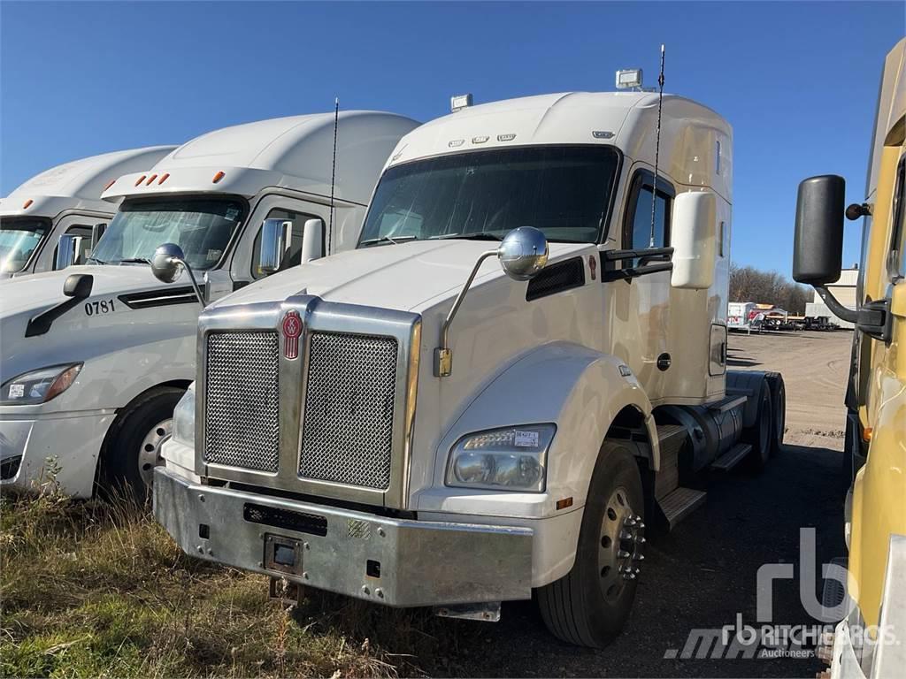 Kenworth T880 Camiones tractor