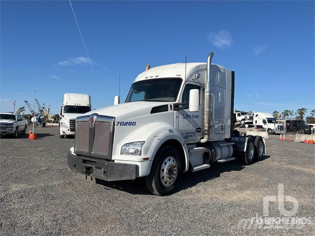 Kenworth T880 Camiones tractor