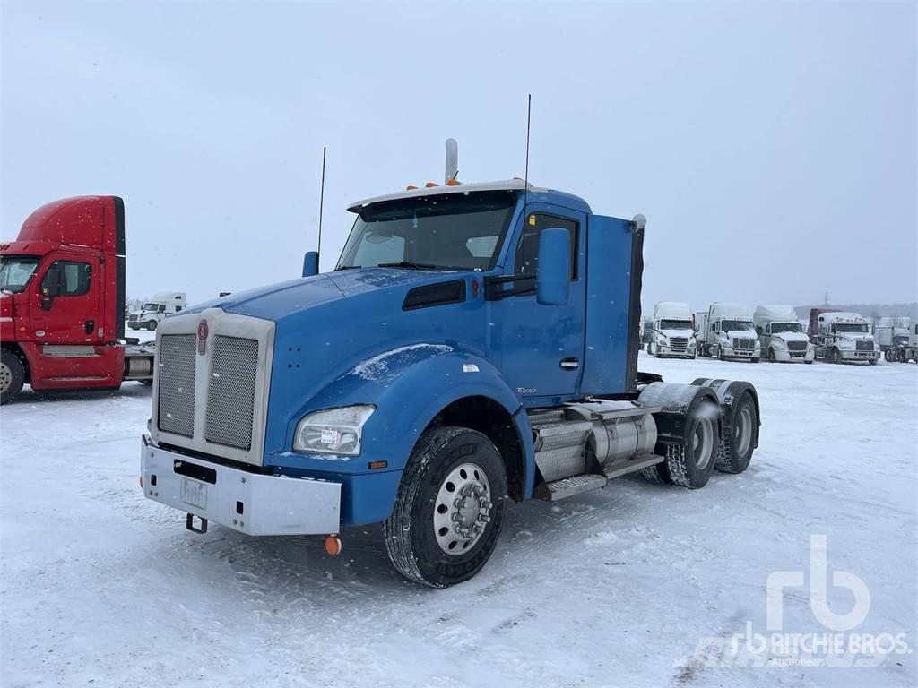 Kenworth T880 Camiones tractor