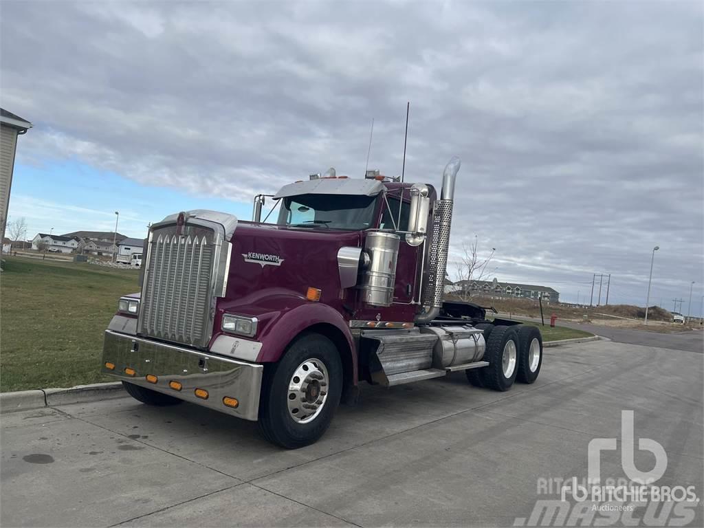 Kenworth W900L Camiones tractor