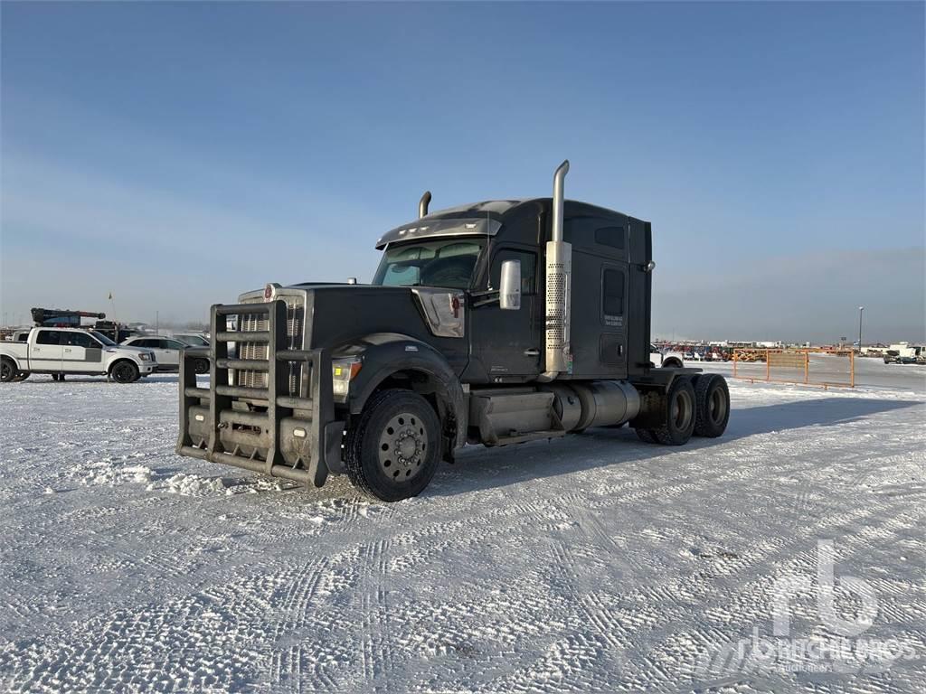 Kenworth W990 Camiones tractor