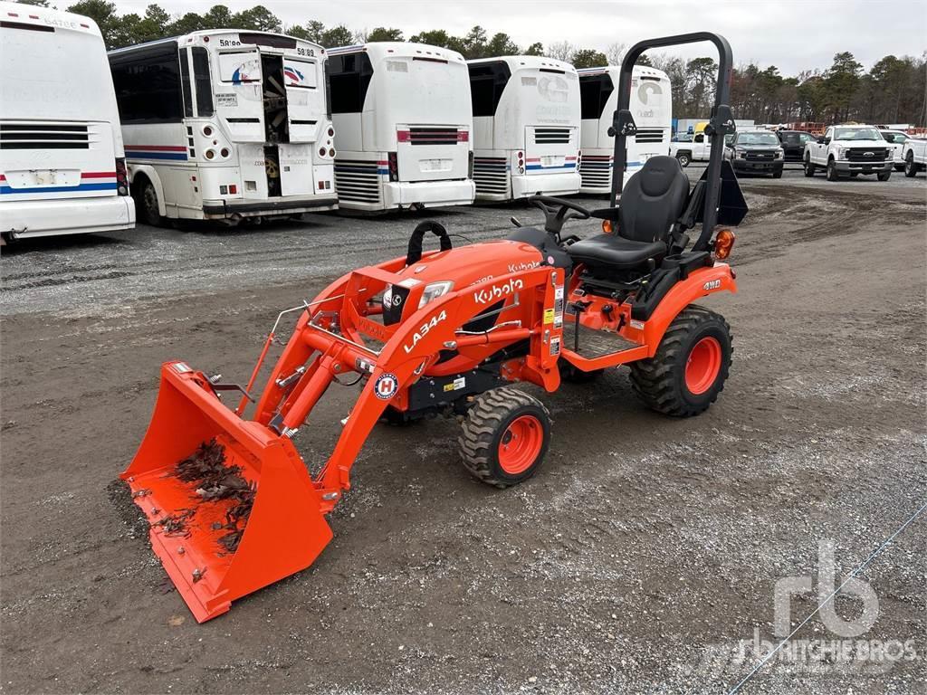 Kubota BX2380 Retrocargadoras