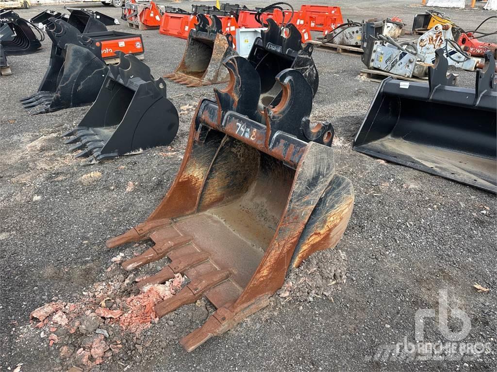 Kubota K7428A Cucharones