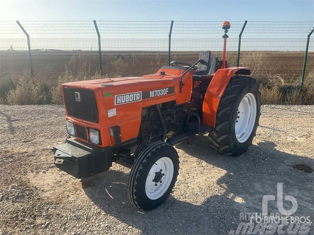 Kubota M7030F Tractores