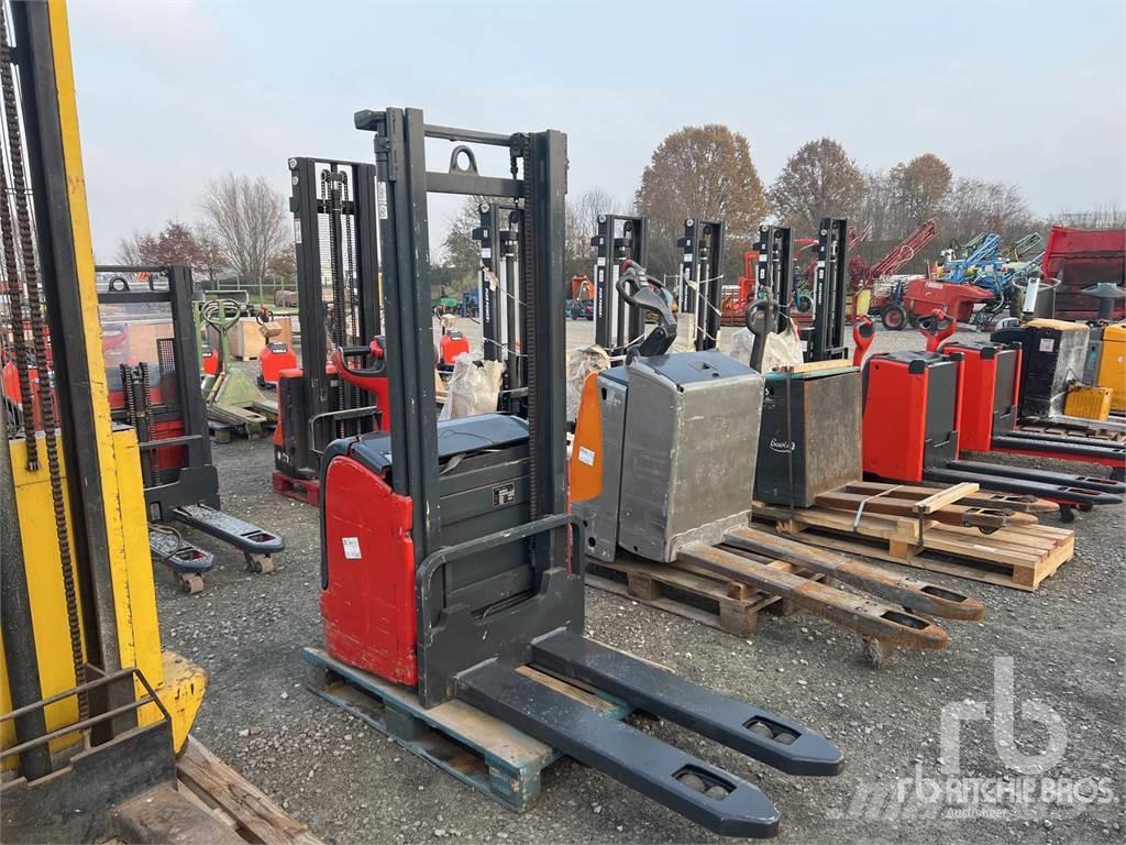 Linde L14 Estantes para paletas