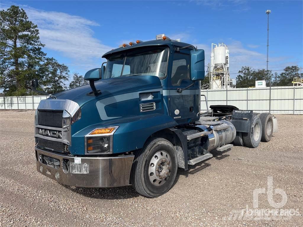 Mack AN64T Camiones tractor