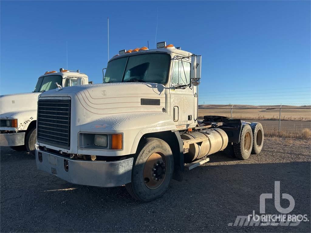 Mack CH600 Camiones tractor