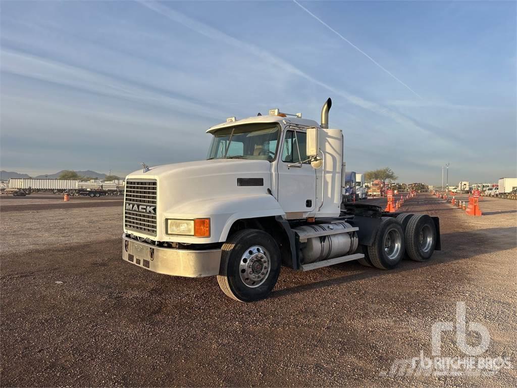 Mack CH613 Camiones tractor