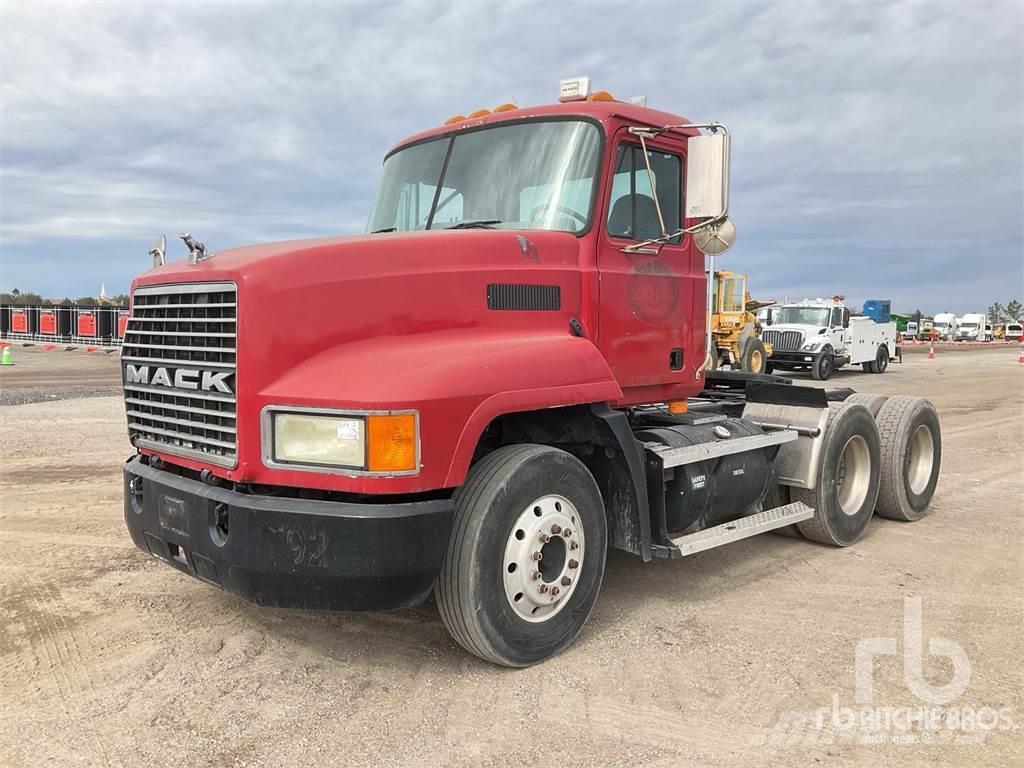 Mack CH613 Camiones tractor