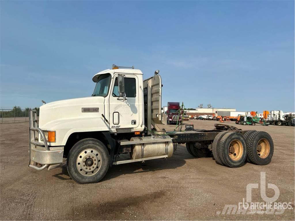 Mack CH613 Camiones tractor