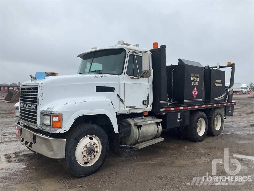 Mack CH613 Camiones cisternas