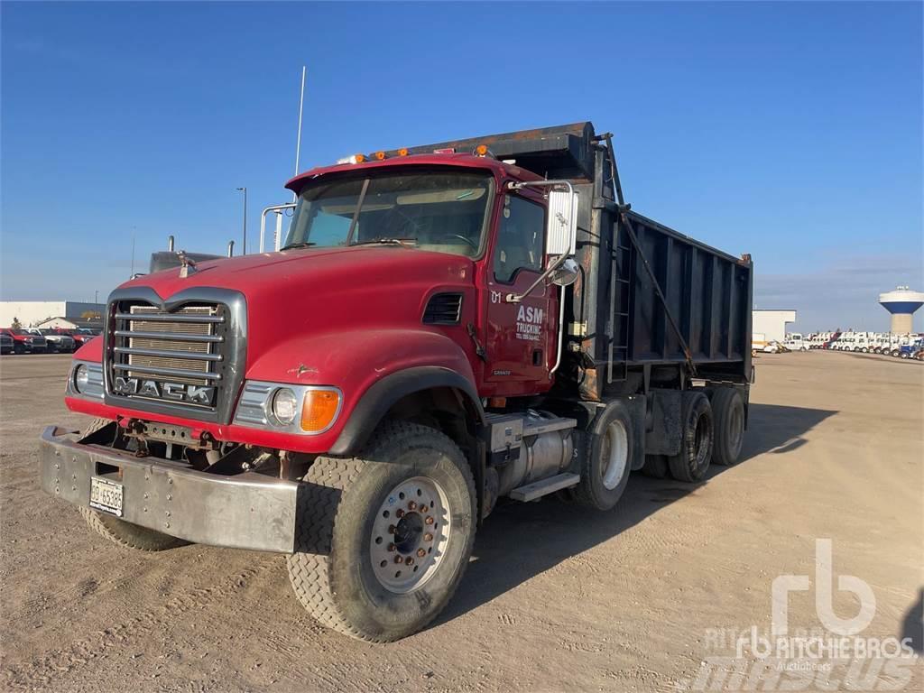 Mack CV713 Bañeras basculantes usadas