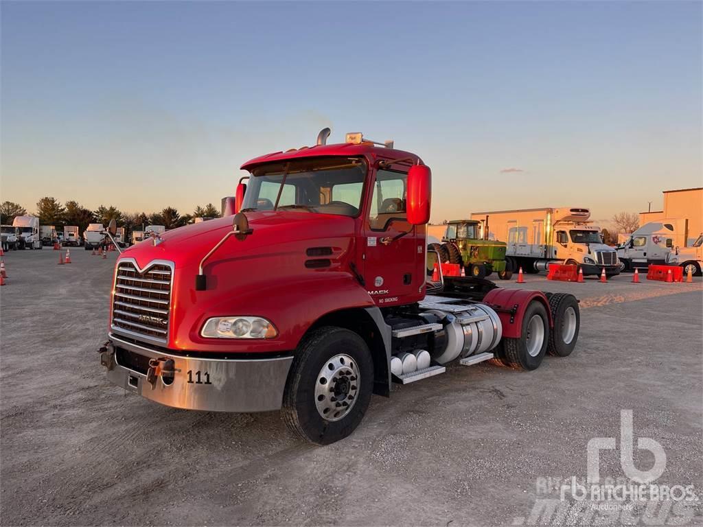 Mack CXU Camiones tractor