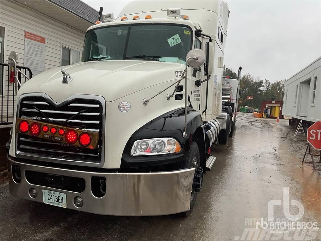 Mack CXU613 Camiones tractor