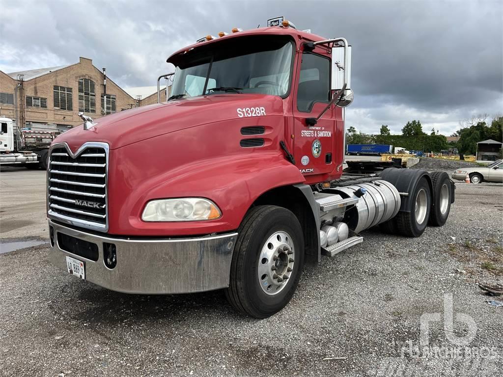 Mack CXU613 Camiones tractor