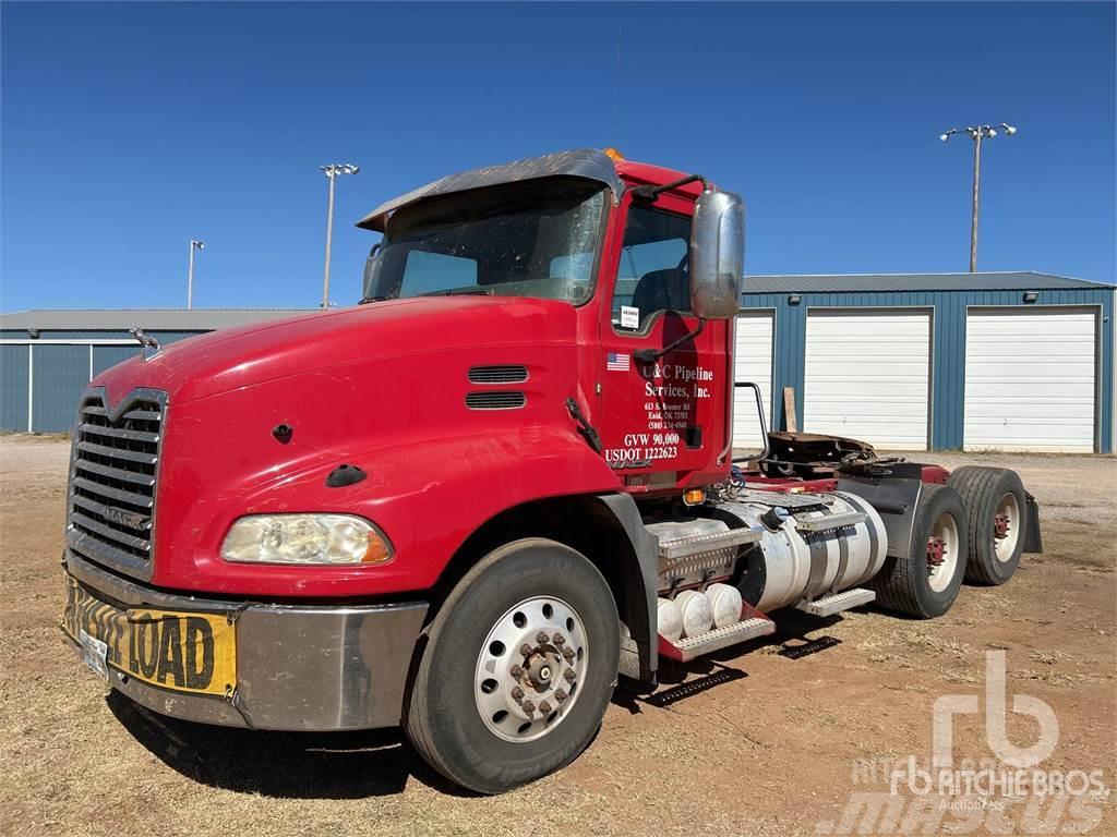 Mack CXU613 Camiones tractor