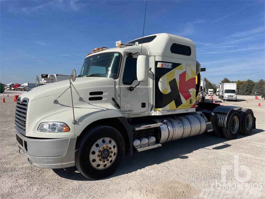 Mack CXU613 Camiones tractor