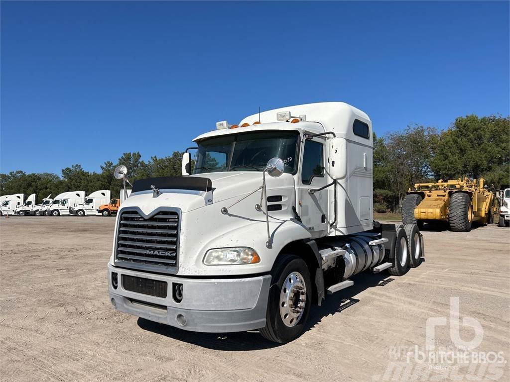 Mack CXU613 Camiones tractor