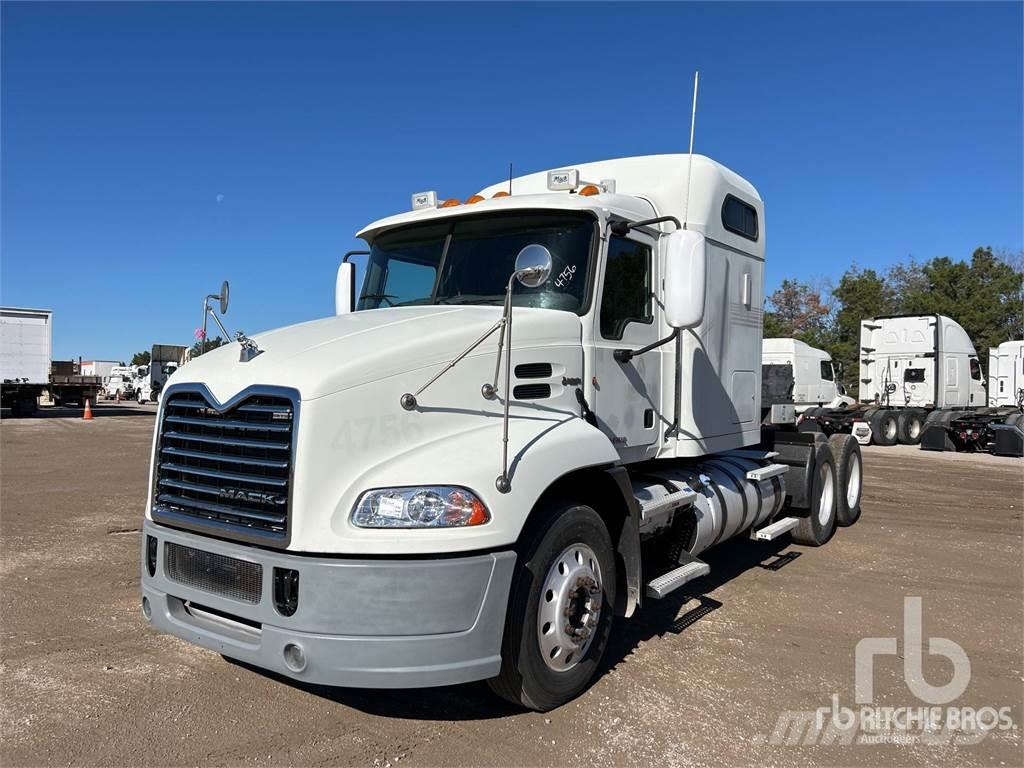 Mack CXU613 Camiones tractor