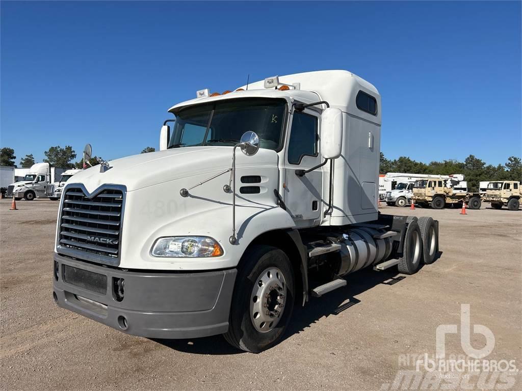 Mack CXU613 Camiones tractor