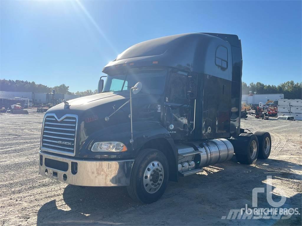 Mack CXU613 Camiones tractor