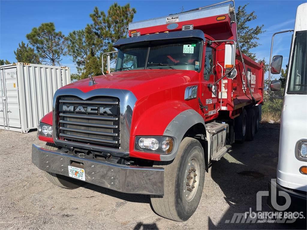 Mack GRANITE Bañeras basculantes usadas