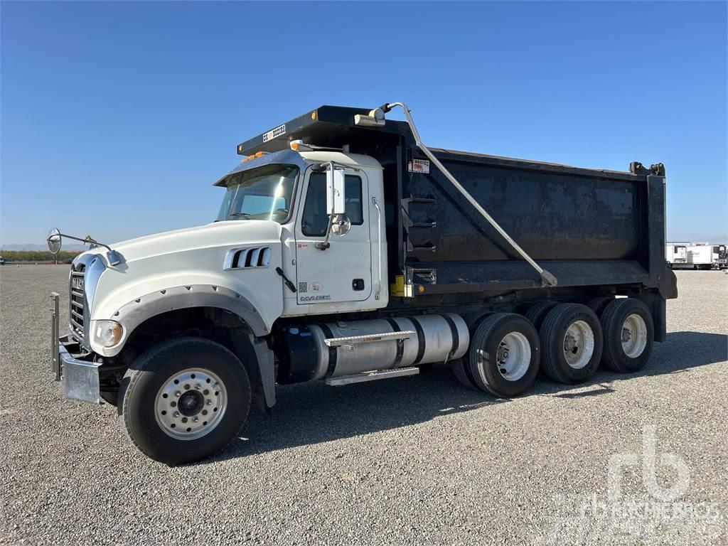 Mack GU713 Bañeras basculantes usadas