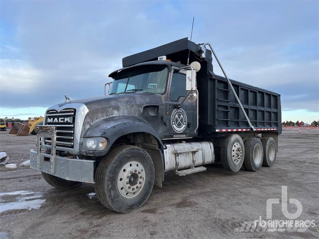 Mack GU713 Bañeras basculantes usadas