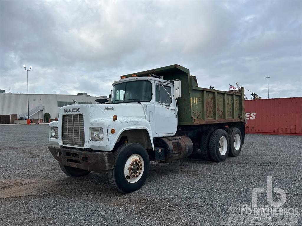 Mack RD688S Bañeras basculantes usadas