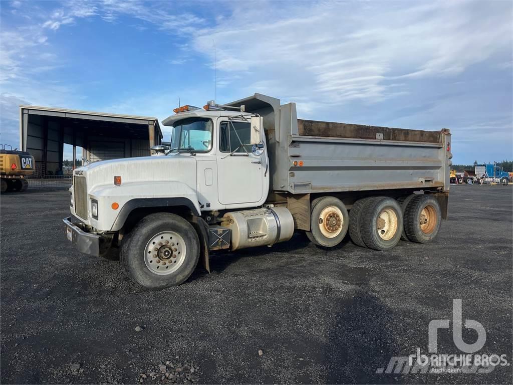 Mack RD688S Bañeras basculantes usadas