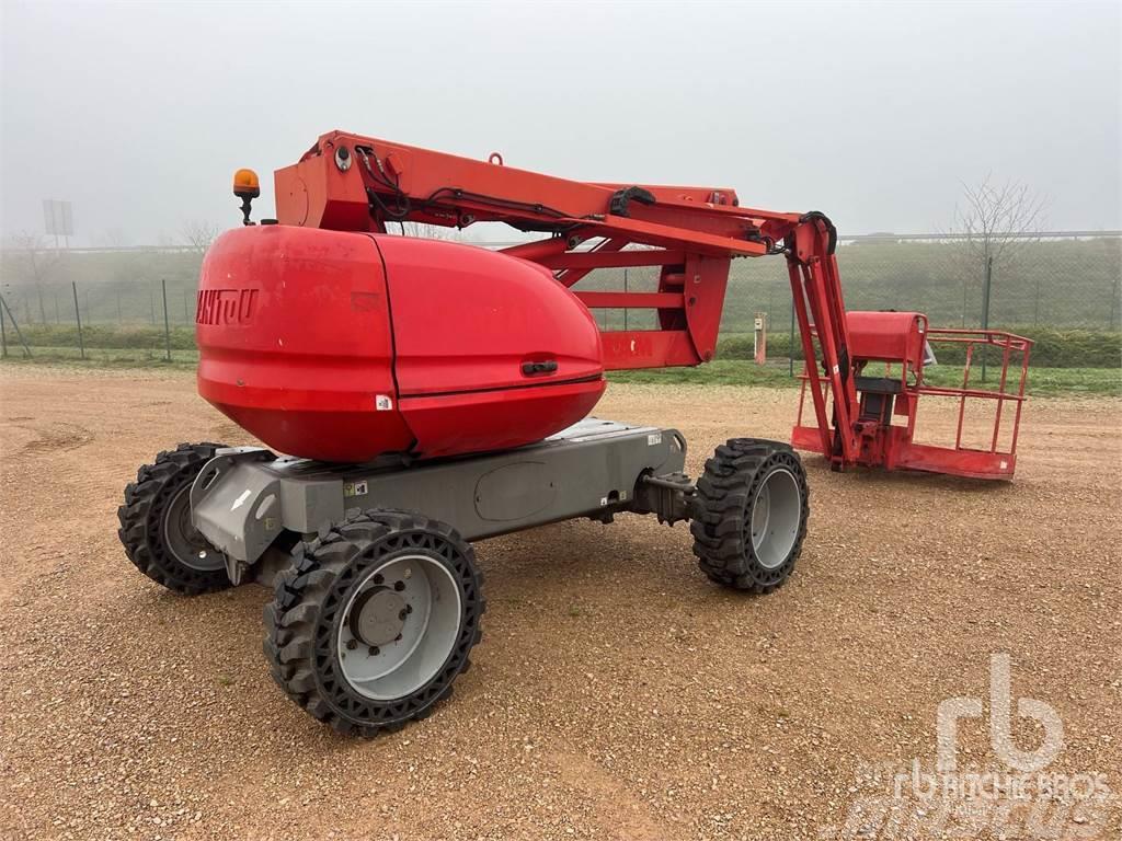 Manitou 160ATJ Plataformas con brazo de elevación manual