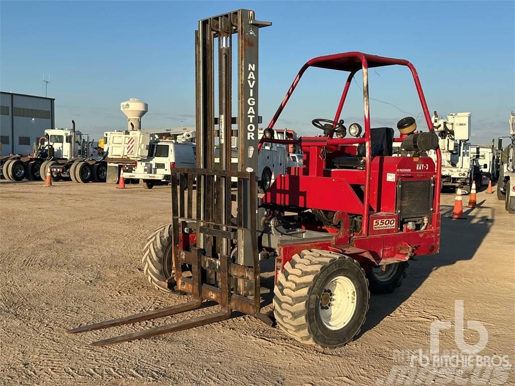  NAVIGATOR RT5500 Montacargas todo terreno