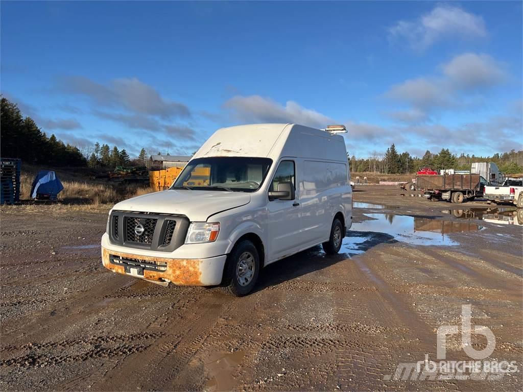 Nissan FV3500 Furgonetas cerradas