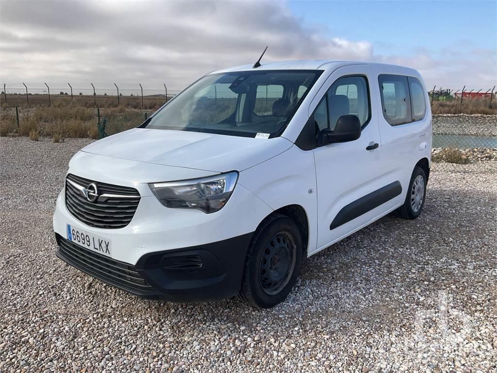 Opel COMBO Carros