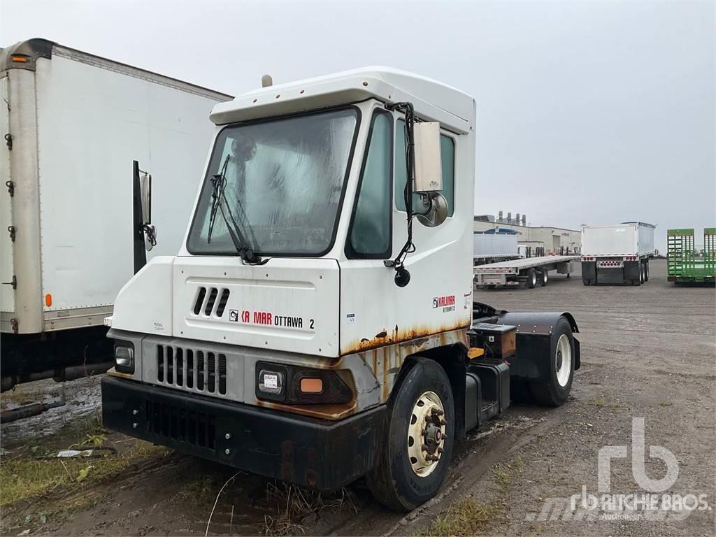 Ottawa T2 Camiones tractor